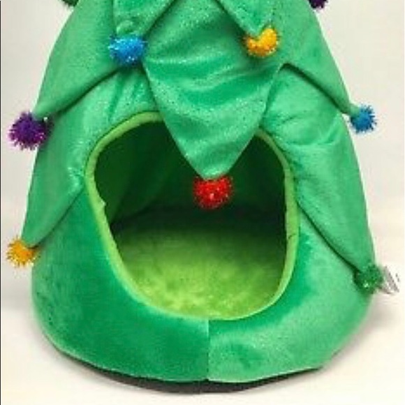 cat christmas tree bed